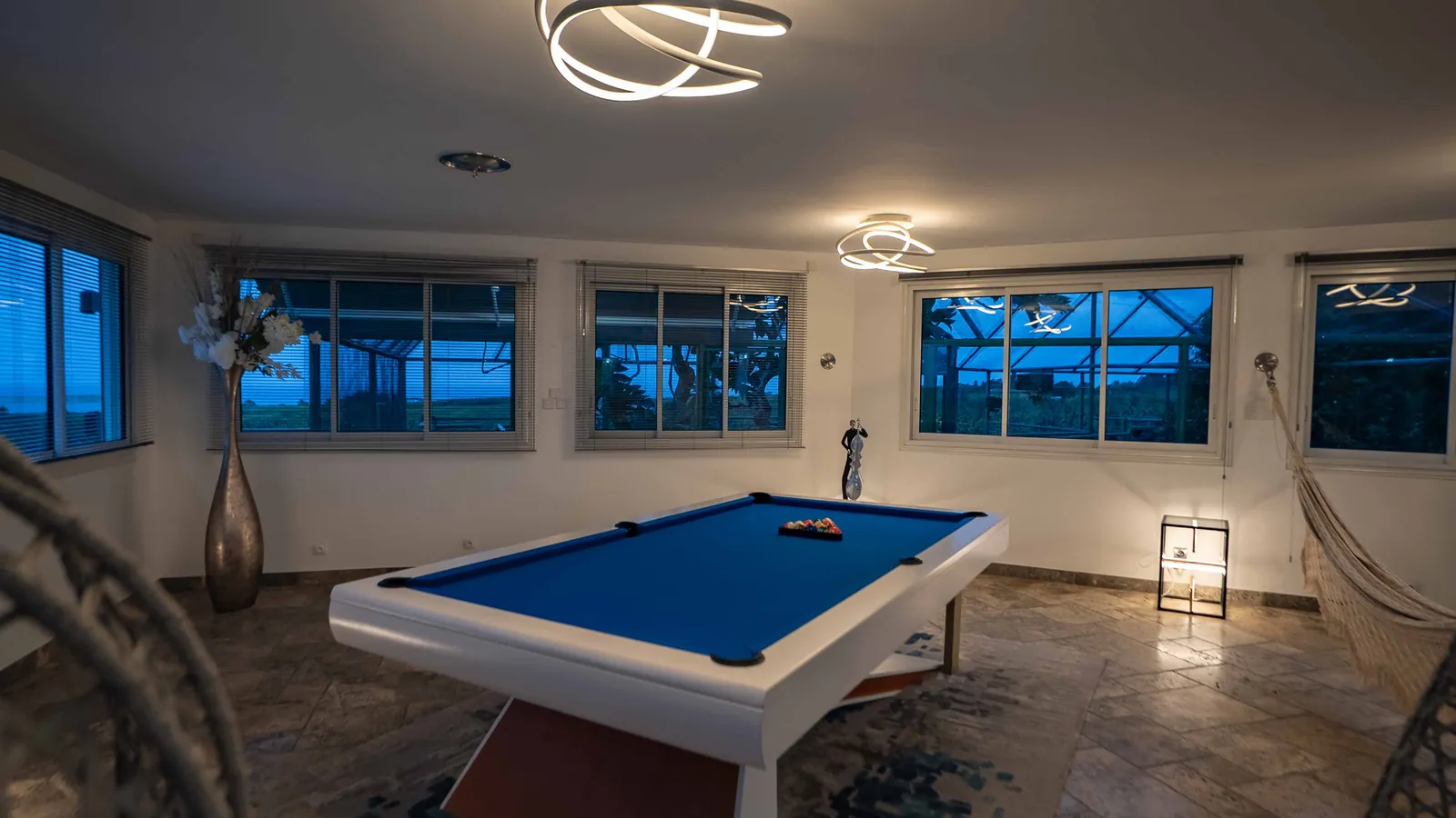 Le billard face à la mer
